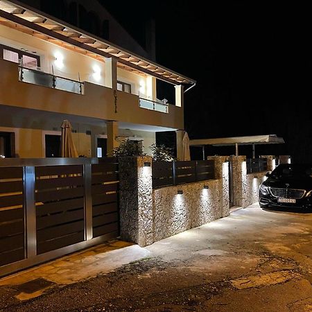 Natashas Apartments Ypsos Zewnętrze zdjęcie
