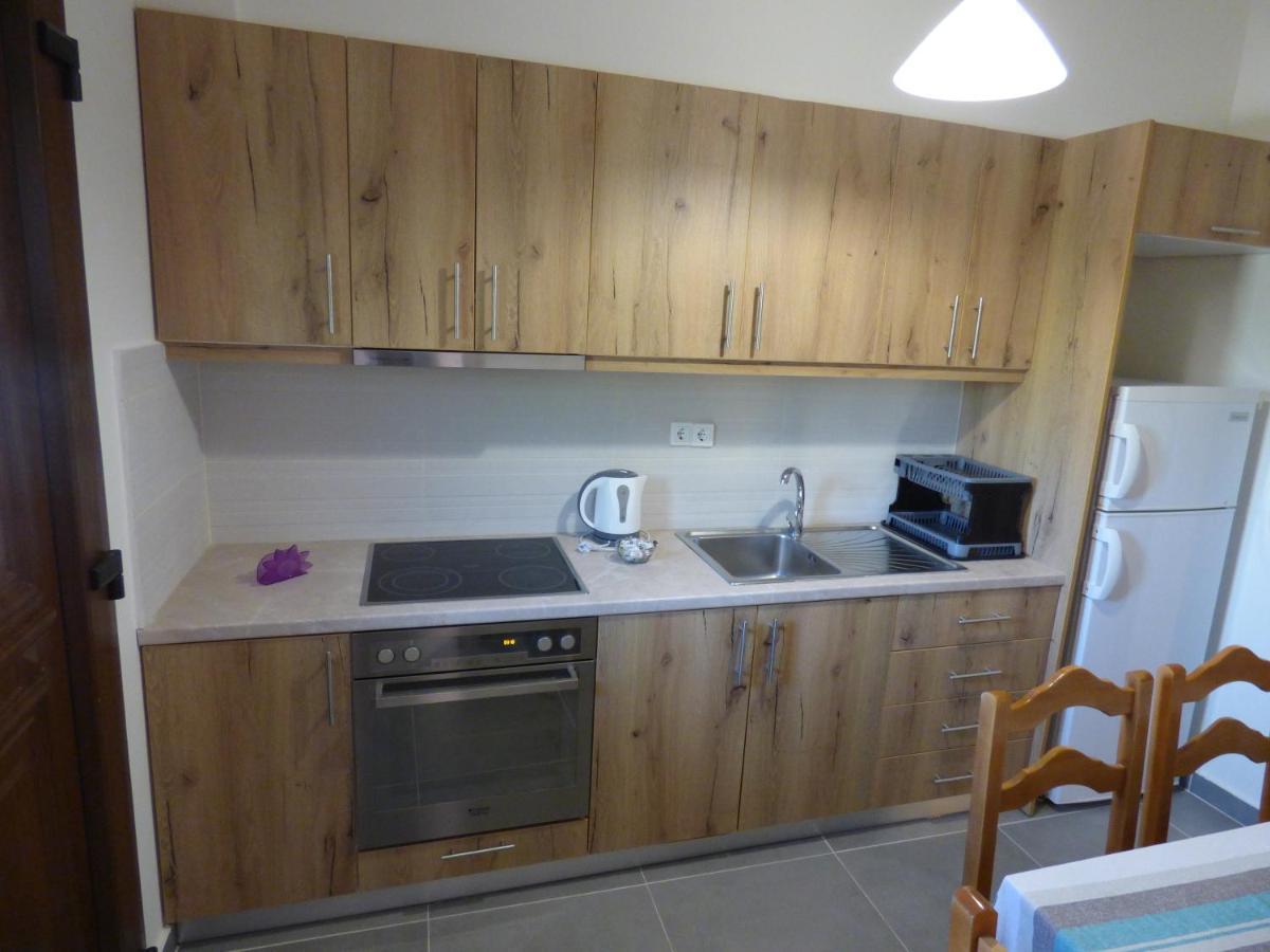 Natashas Apartments Ypsos Zewnętrze zdjęcie